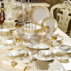 Customizable Luxury Family Dinner Set - Elegant Touch